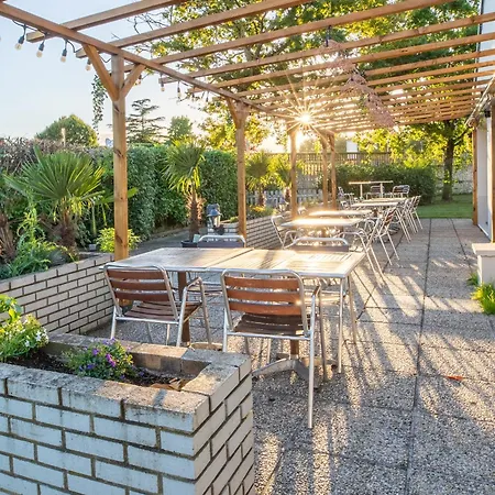 Kyriad Direct Hotel 2*