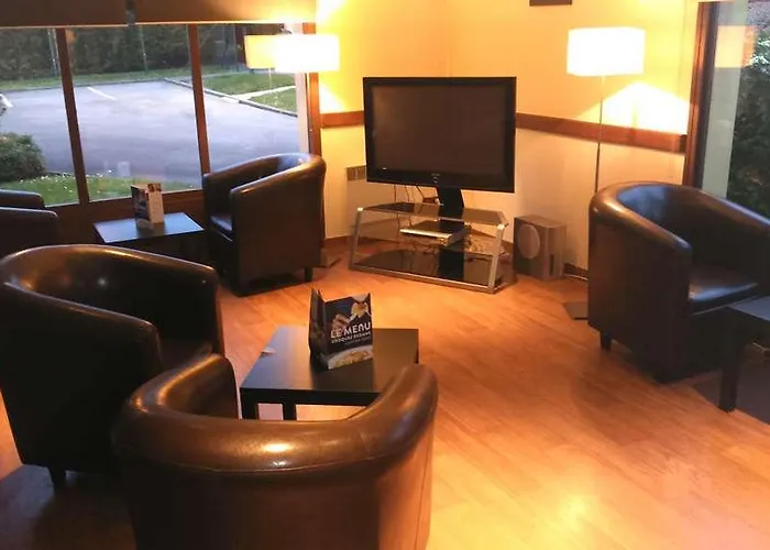 Kyriad Direct 2* Laon