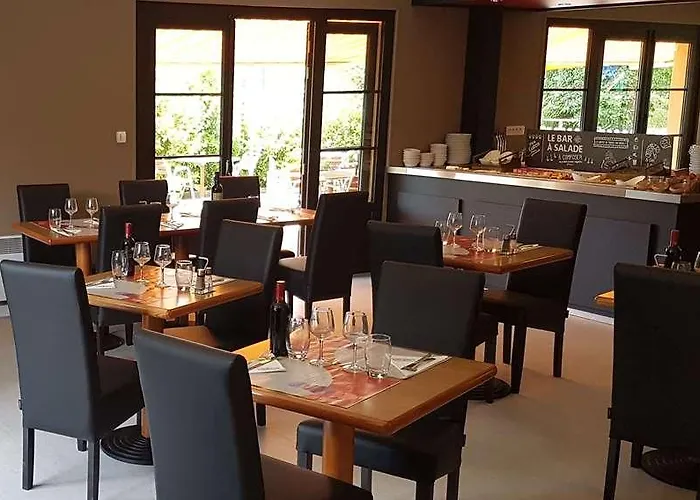 Hotel Kyriad Direct 2*