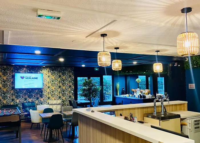 Hotel Kyriad Direct 2*