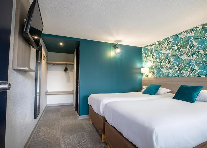 Hotel Kyriad Direct 2*